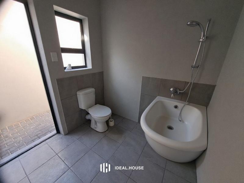 4 Bedroom Property for Sale in Pearly Beach Western Cape